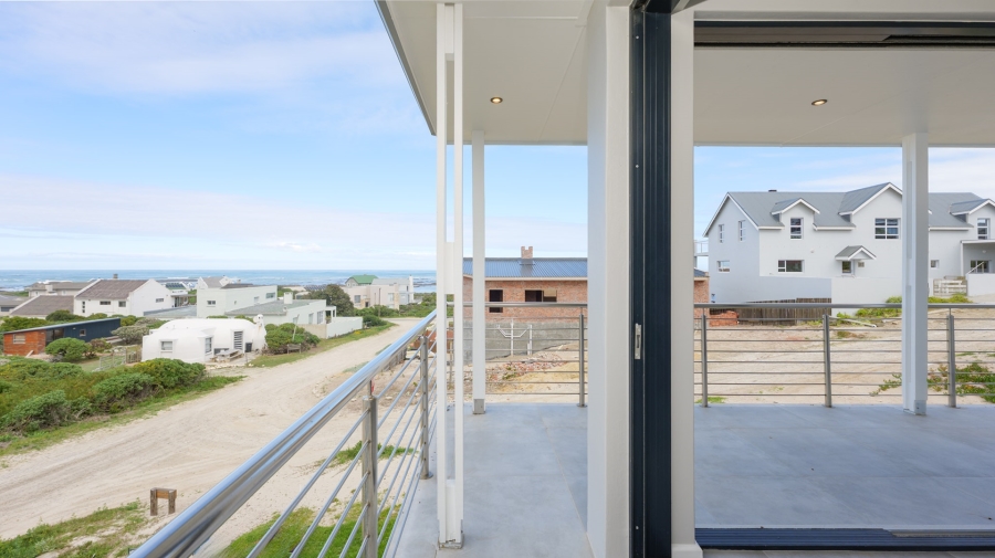 3 Bedroom Property for Sale in Suiderstrand Western Cape